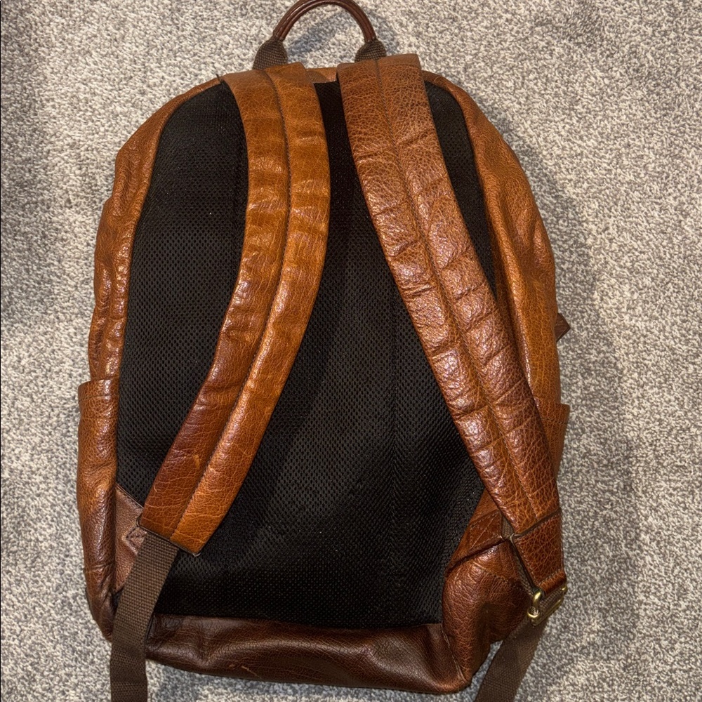 FOSSIL Classic Brown Leather Men’s Backpack good condition - Picture 3 of 9